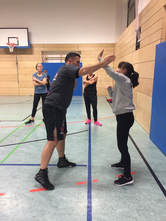 ★★ #FSVTurnabteilung – Turnstunde mal anders ⚔️🦸‍♀️ ★★